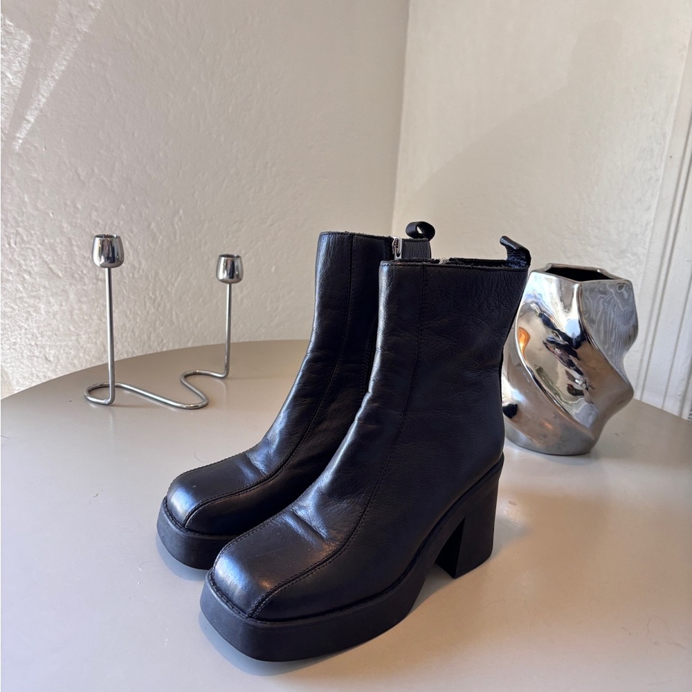 Y2K Steve Madden Black Chunky Boots